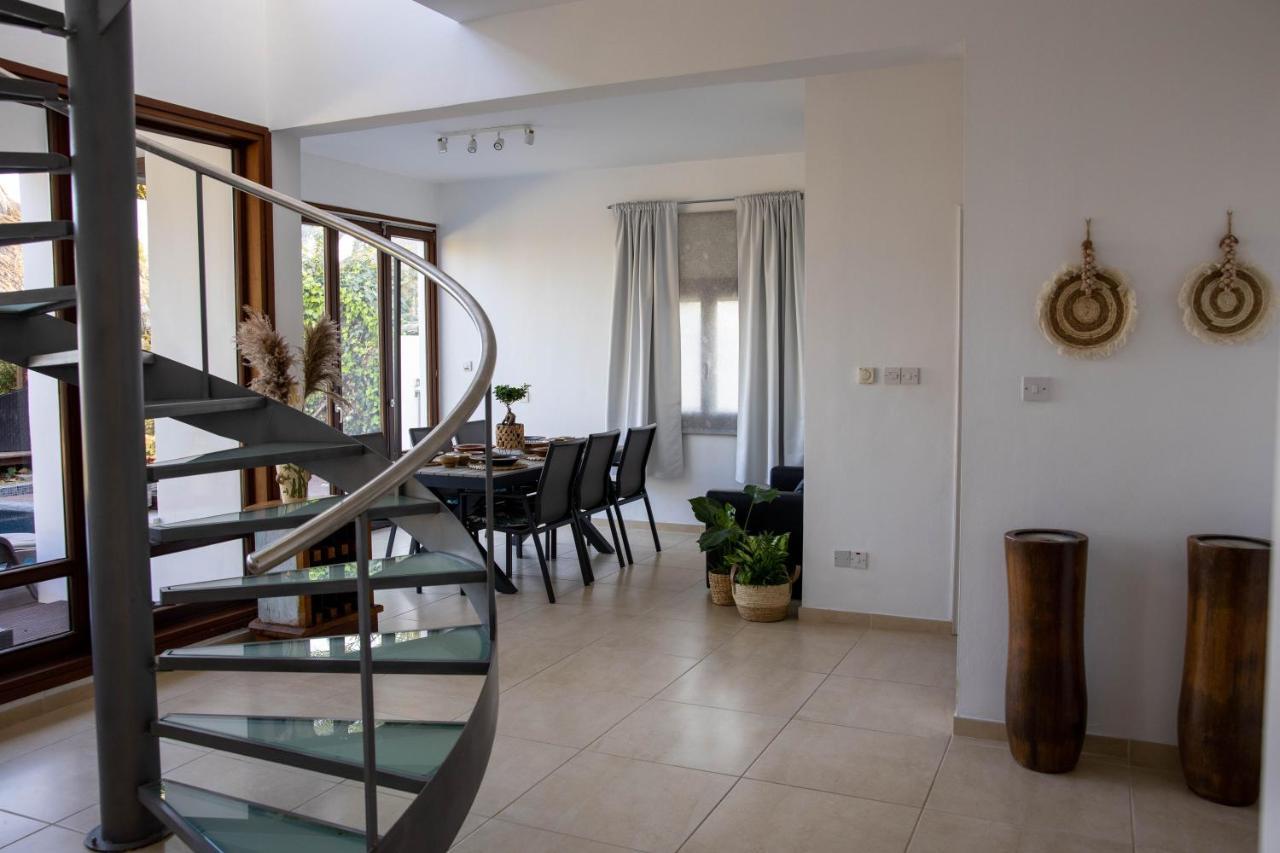 Balinese Villa Ayia Napa Bagian luar foto